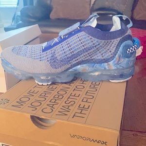 NIKE AIR VAPORMAX 2020 FLYKNIT